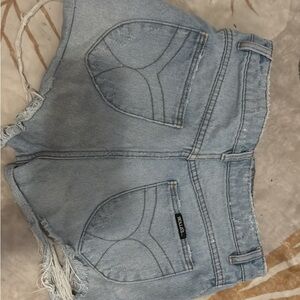 Dusters shorts in layla bleach rollas